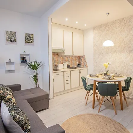 Daire Ark Apartaman